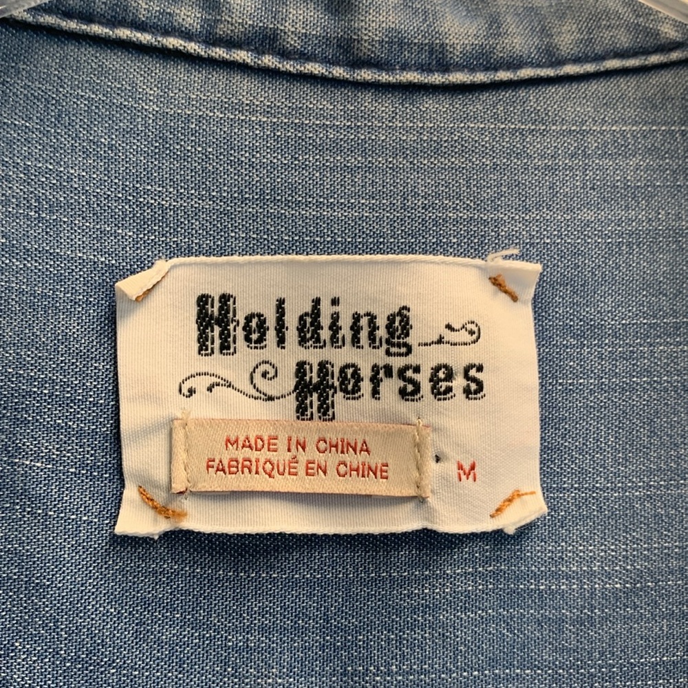 Western Cowgirl Denim Shirt - Picture 4 of 11